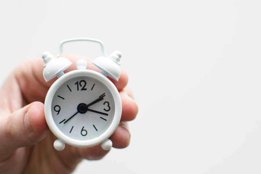How to Build a Morning Routine That Sticks
