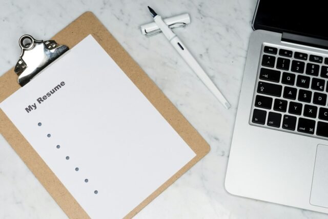 How to Write a Resume With No Experience (With Examples)