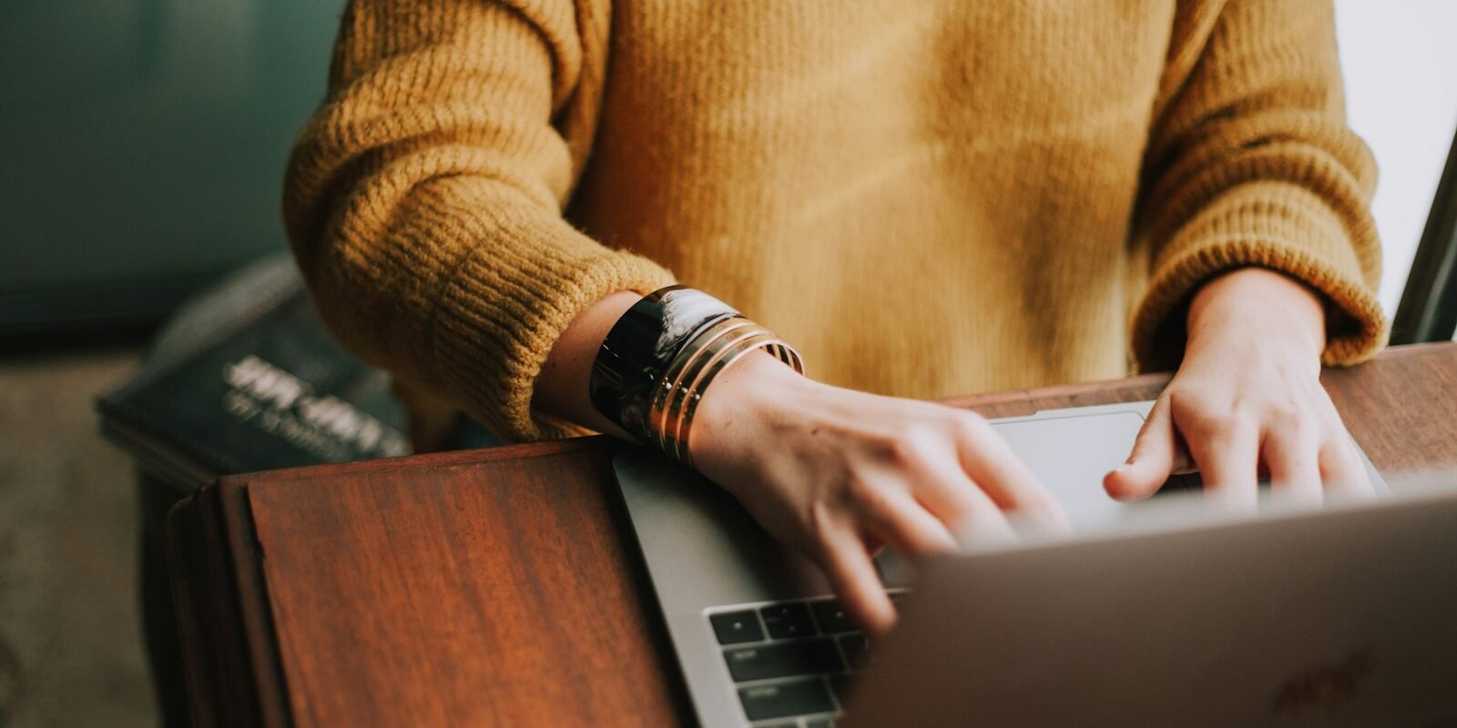 Best Digital Publishing Platforms Compared: WordPress, Ghost, Substack & More